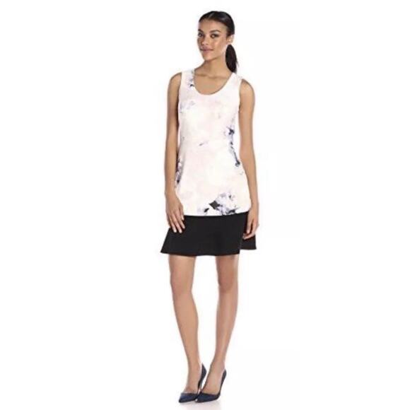 Ellen Tracy Flounce Sheath Sleeveless Dress Dream Pixel Petal Black Sz 8 NWT - Picture 1 of 4